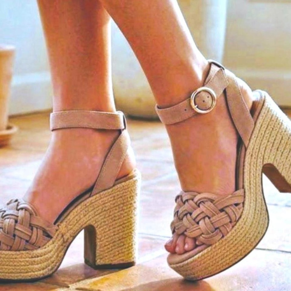 NEW Marc Fisher Odilia Espadrille Platform Wedges/ sandals in beige suede - Picture 3 of 4